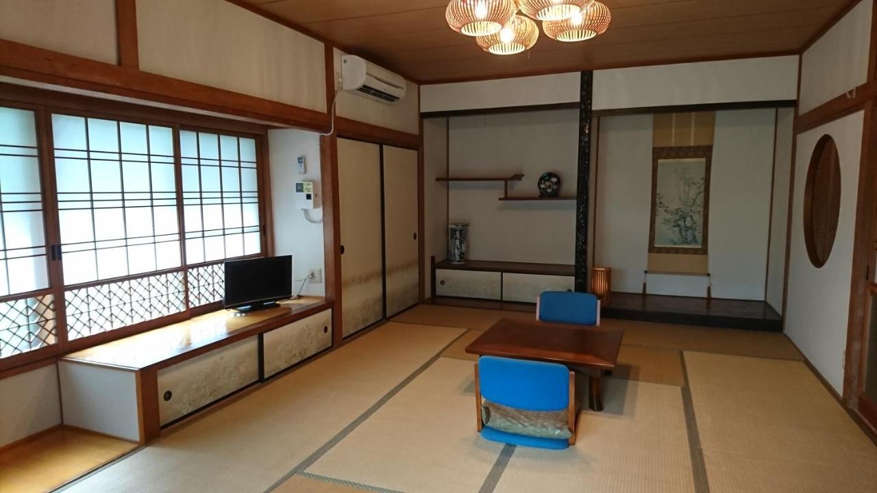 そこど荘 八丈町 エクステリア 写真